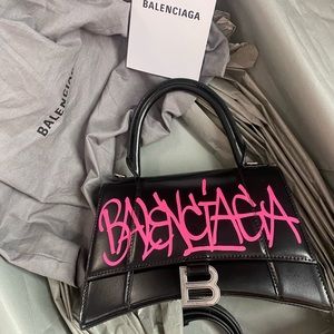 *NEW* Balenciaga Graffiti Hourglass Bag S